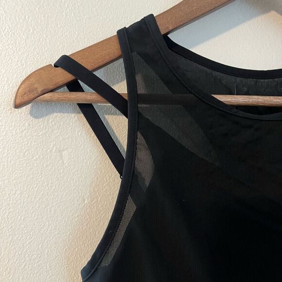 Gymshark Black Mesh Sports Bra - Picture 3 of 6